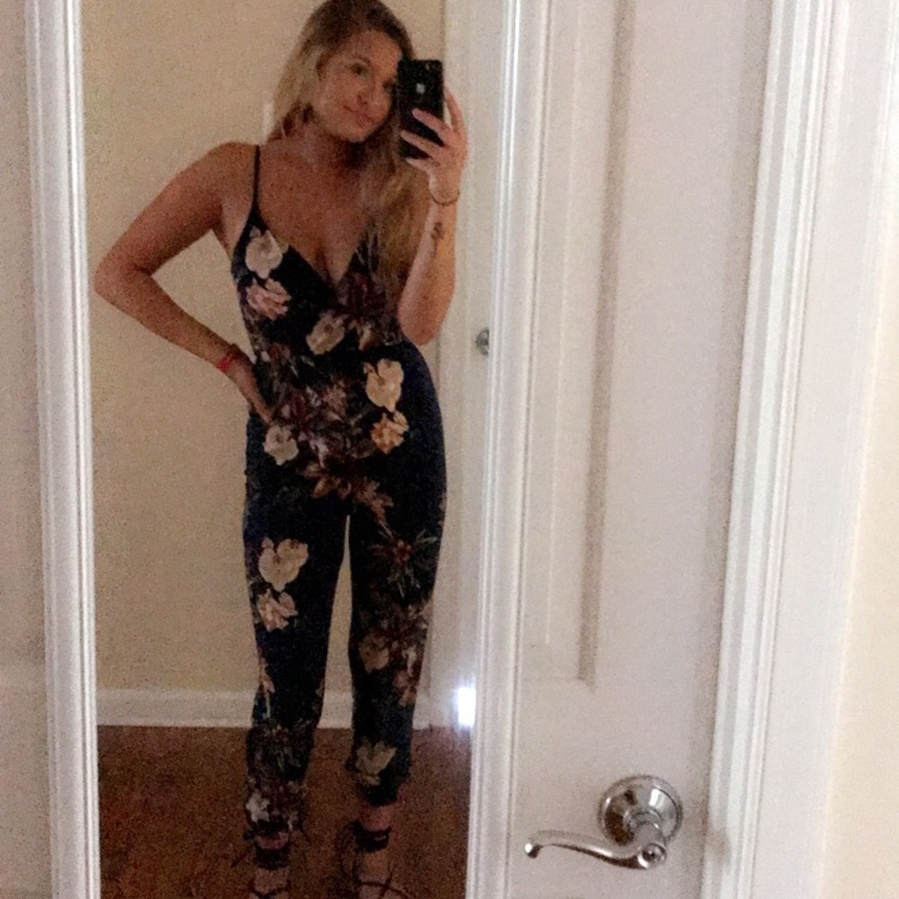 Meet your Posher, Alexis